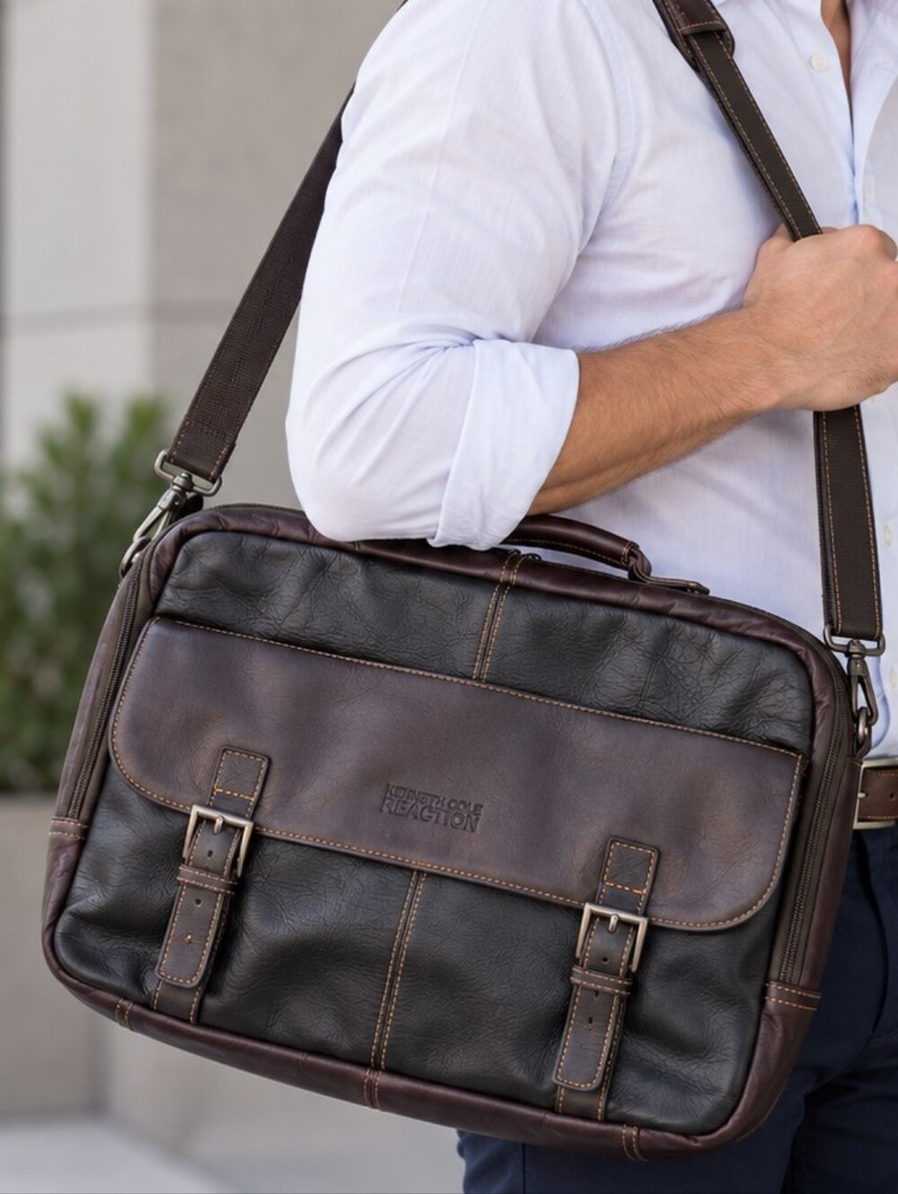 Kenneth Cole Reaction Leather Laptop Briefcase Messenger Bag Brown Black 18"
